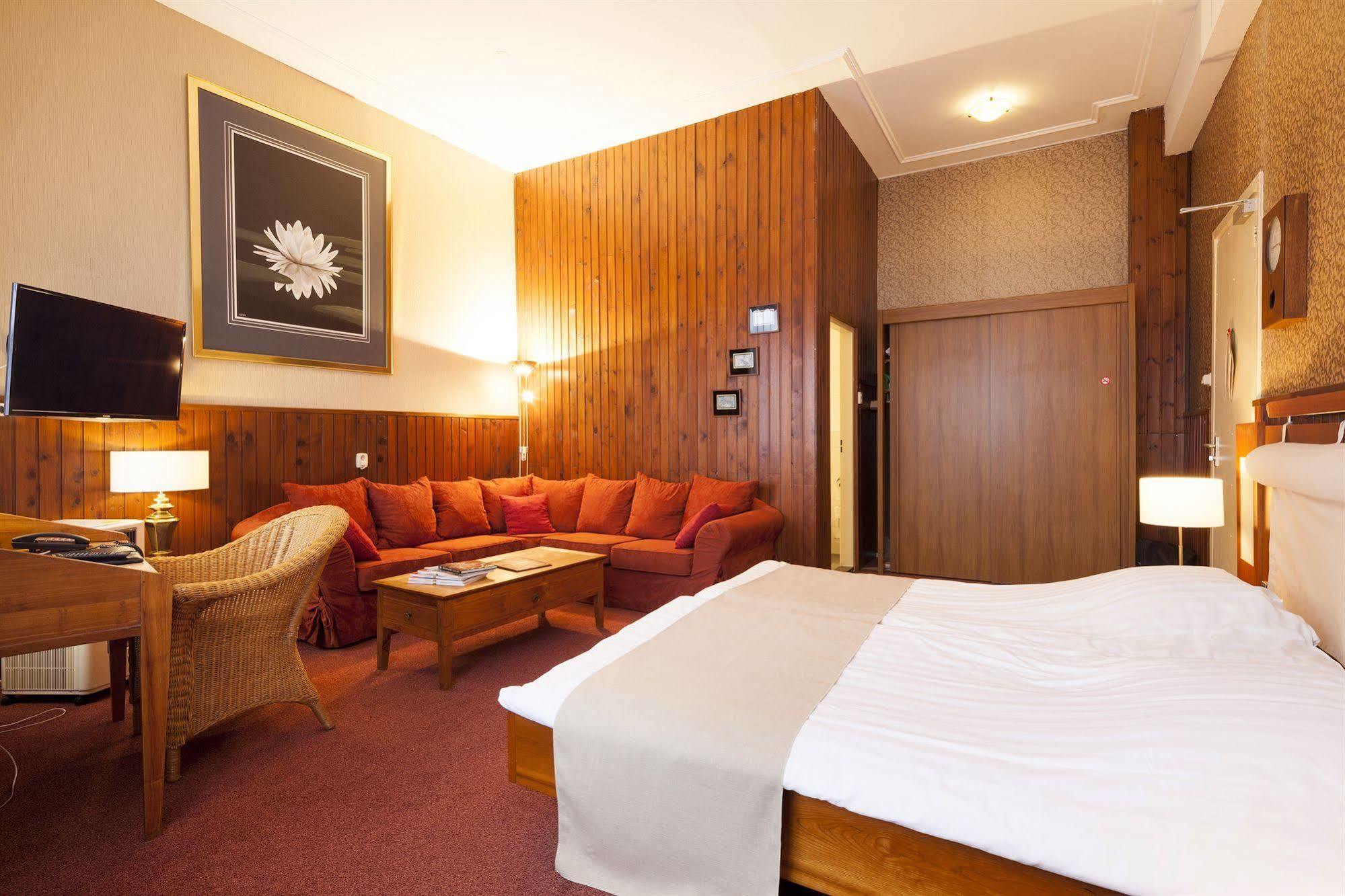 Hotel Dordrecht Ngoại thất bức ảnh